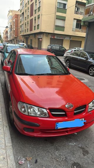 Nissan Almera 2001