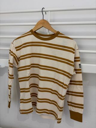 Camiseta de rayas manga larga beige y marrón