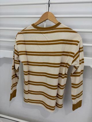 Camiseta de rayas manga larga beige y marrón