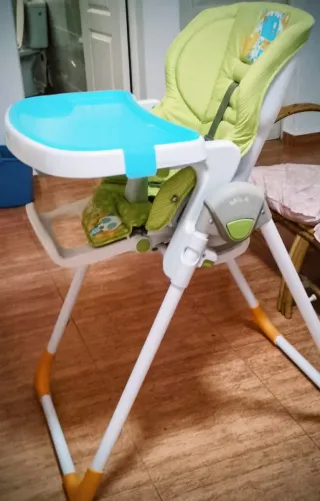 Trona infantil Mila color verde y azul