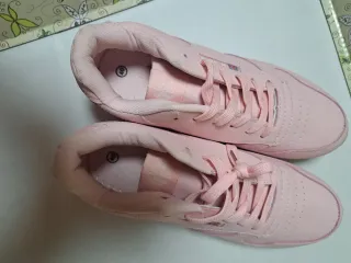 Zapatillas deportivas  rosas