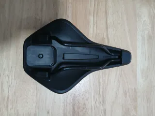 Sillín de bicicleta negro negociable