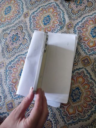 Samsung Galaxy S24 FE Amarillo