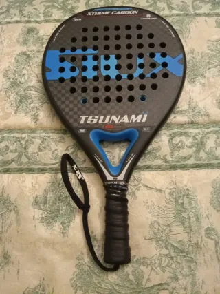 Pala de pádel SIUX Tsunami Xtreme Carbon 5.0
