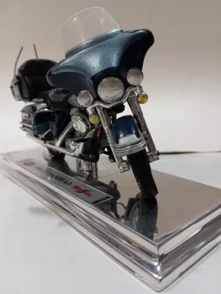 Moto Harley Davidson 2013 Flhtk electra glide 1,18