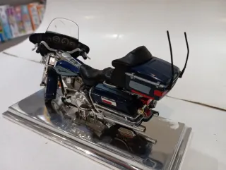 Moto Harley Davidson 2013 Flhtk electra glide 1,18