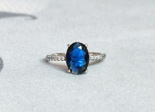 Conjunto azul ovalado