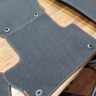 Alfombras Volvo XC60 edicion Ocean Race.