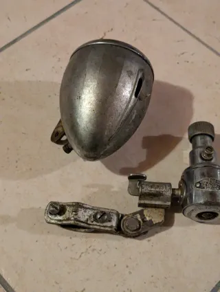 Fanale e Dinamo Bici Vintage Patina Antico