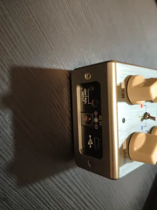 Pedal Source Audio C4 Synth Guitarra Bajo