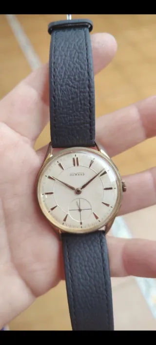 Orologio Duward a molla da uomo svizzero formato jumbo