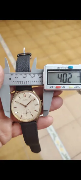 Orologio Duward a molla da uomo svizzero formato jumbo