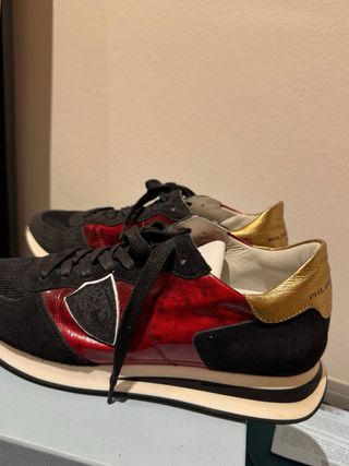 Zapatillas Philippe Model Negras y Rojas Talla 39