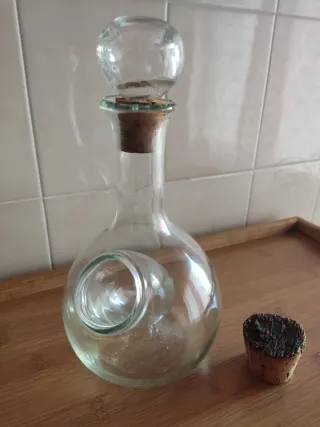 ANTIGUA BOTELLA DECANTADOR CON ENFRIADOR