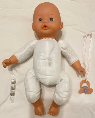 Muñeca Baby Land Famosa