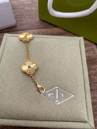 Pulsera Van Cleef & Arpels Oro