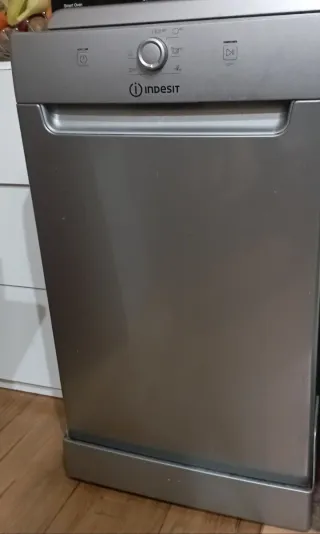 Lavavajillas Indesit 45cm