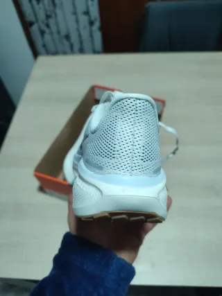 Nike Pegasus 41 Unisex Talla 40.5