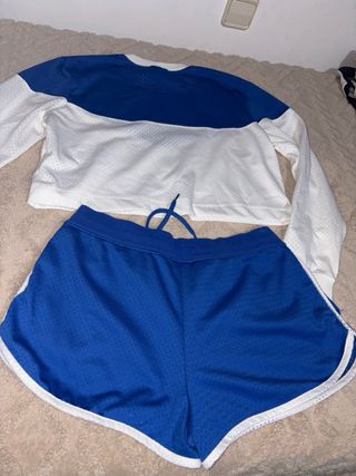 Conjunto Nike Chándal Crop Top y Shorts
