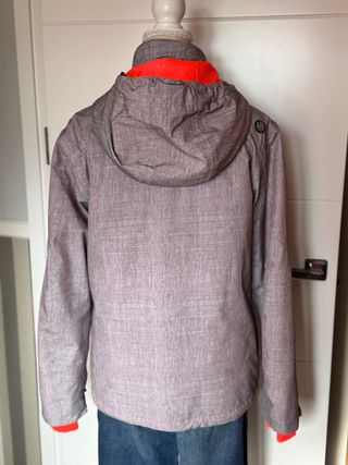 Chaqueta de nieve con forro naranja