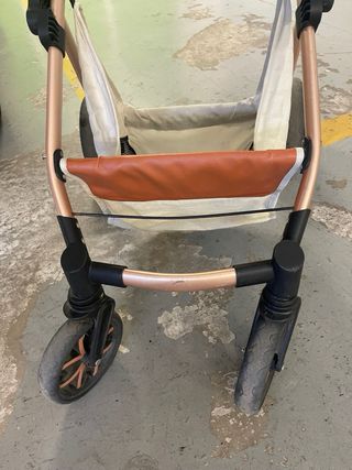 Carrito de bebé unisex impecable