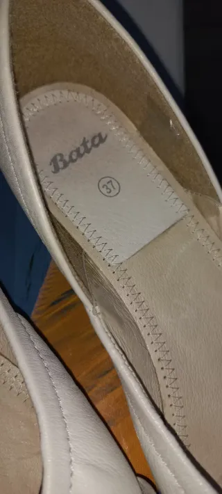 Bata Bailarinas Beige Talla 37