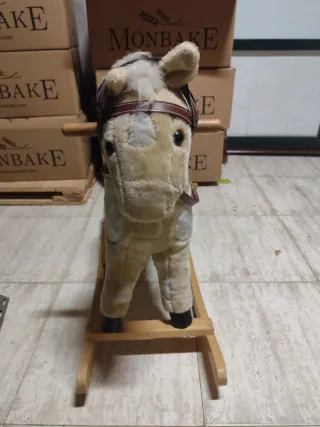 Caballito balancín para niños