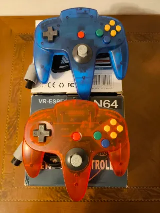 Lote 2 Nintendos 64 + 2 mandos+ 9 juegos