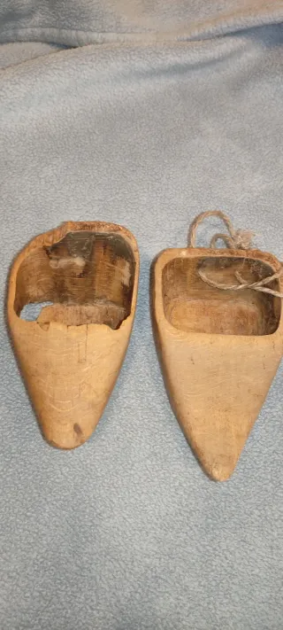 Zoquetas de madera antiguas