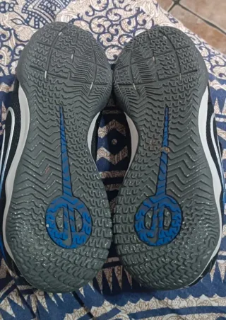 Nike Futbito Legend 10. Talla 39