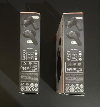 2 pezzi- Auricolari JBL Wave 200TWS