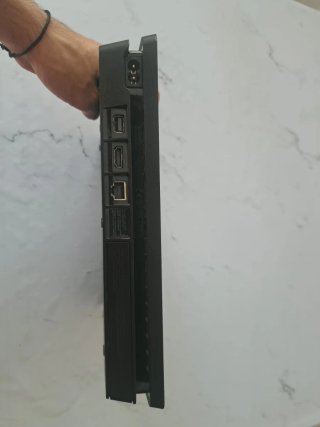 Sony PS4 Slim Negra