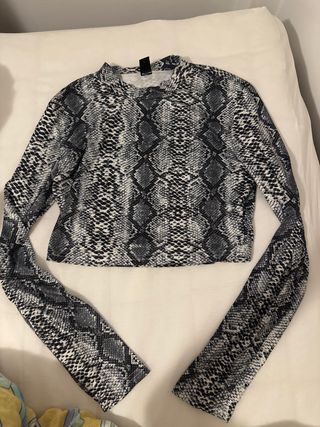 Top Shein serpiente manga larga