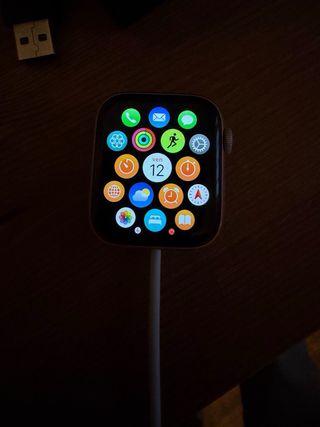 Lotto Apple: iPhone 11 Pro Max AppleWatch, AirPods