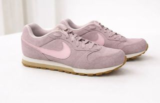 Zapatillas Nike rosa – estilo casual