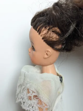 Muñeca Sindy Pedigree Novia