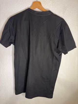 Camiseta Negra henley