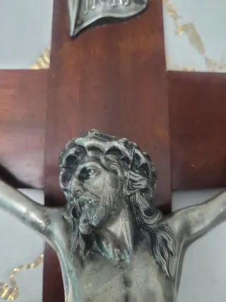 Crucifijo antiguo