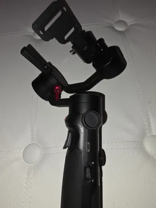 Estabilizador Gimbal Zhiyun Crane M2