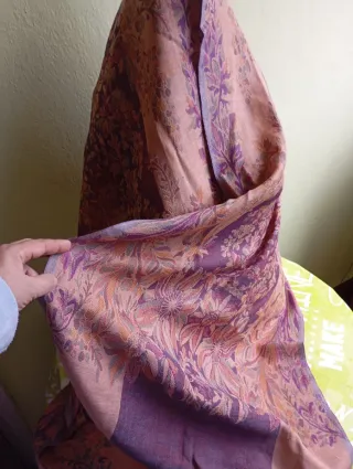 Pañuelo estampado floral mujer