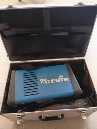 Soldadora Inverter CEVIK SKITIG 200