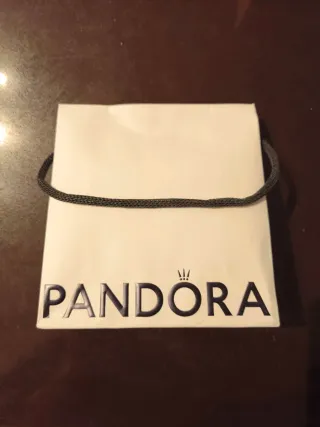 Collar PANDORA de plata