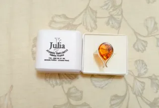 Anillo Ámbar y plata de ley 925