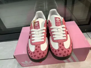 Adidas Samba x CDG Talla 36 Corazón Rosa