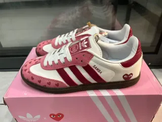 Adidas Samba x CDG Talla 36 Corazón Rosa