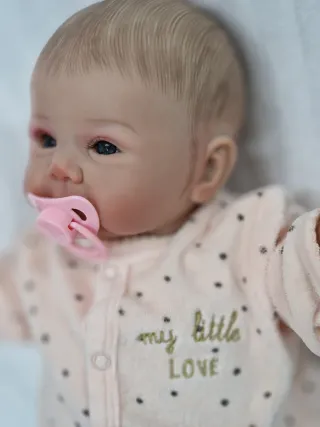 Bebé Reborn realista