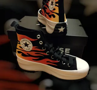 Converse Chuck Taylor All Star Lift Platform llama