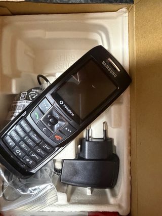 Samsung SGH-E250V Teléfono Móvil Negro