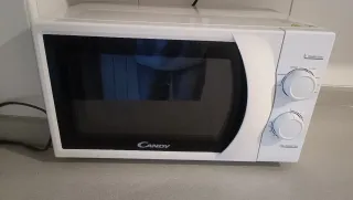 Microondas Candy Blanco