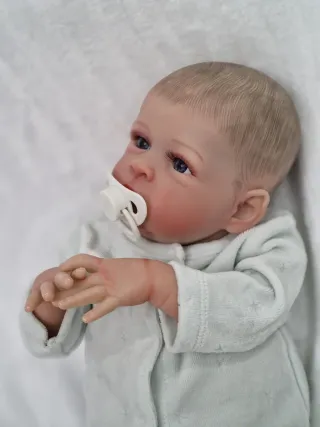 Muñeca Reborn realista